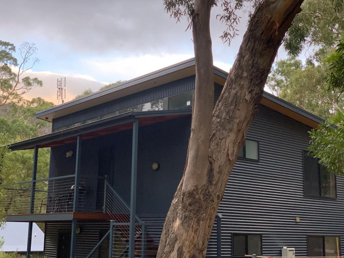 The Two Villa Halls Gap